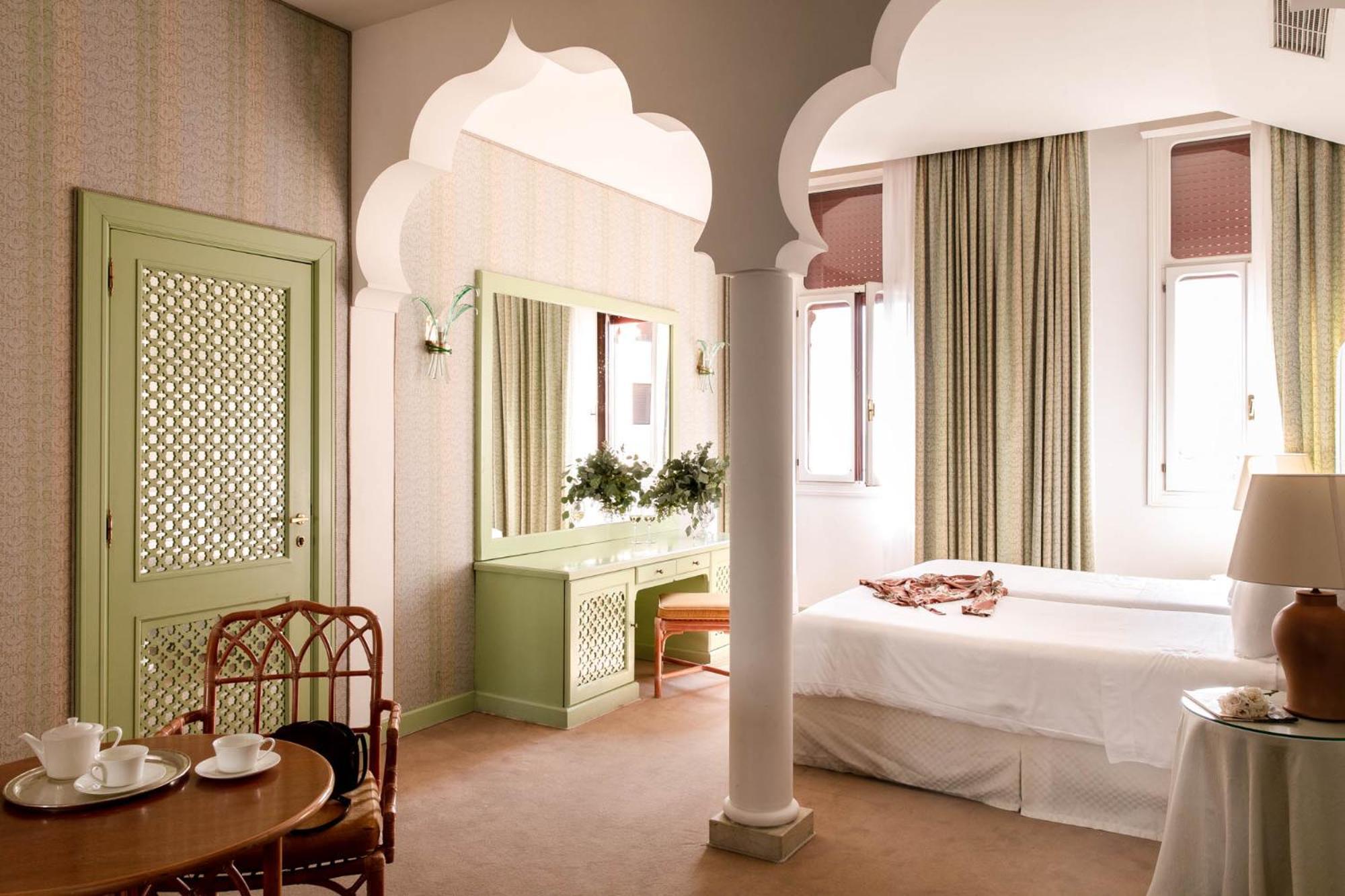 Hotel Excelsior Venice Lido di Venezia Bagian luar foto