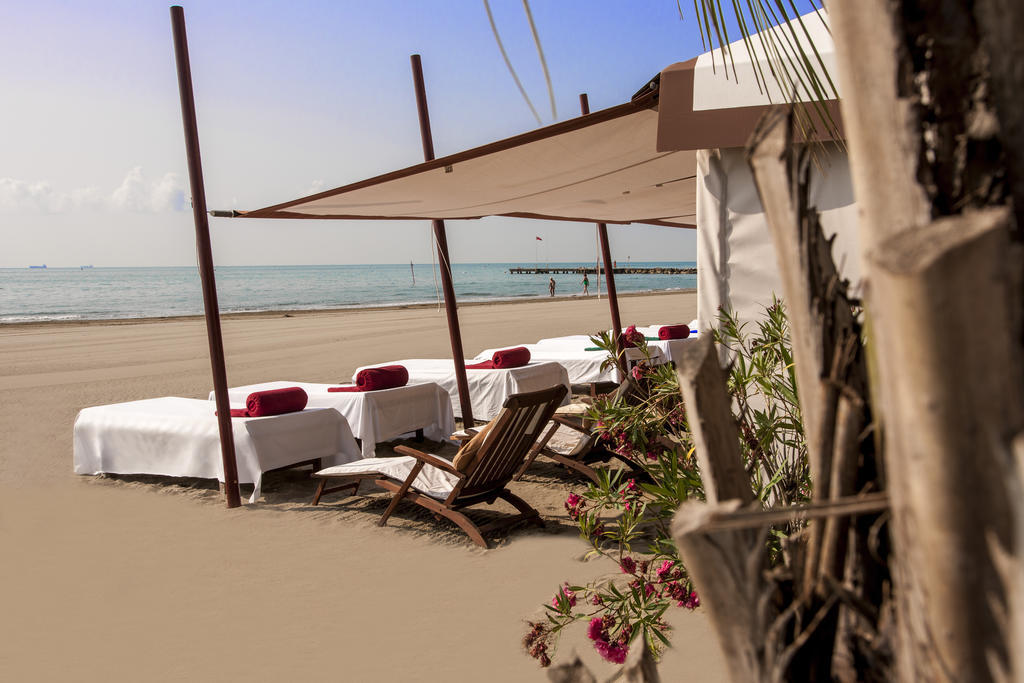 Hotel Excelsior Venice Lido di Venezia Bagian luar foto