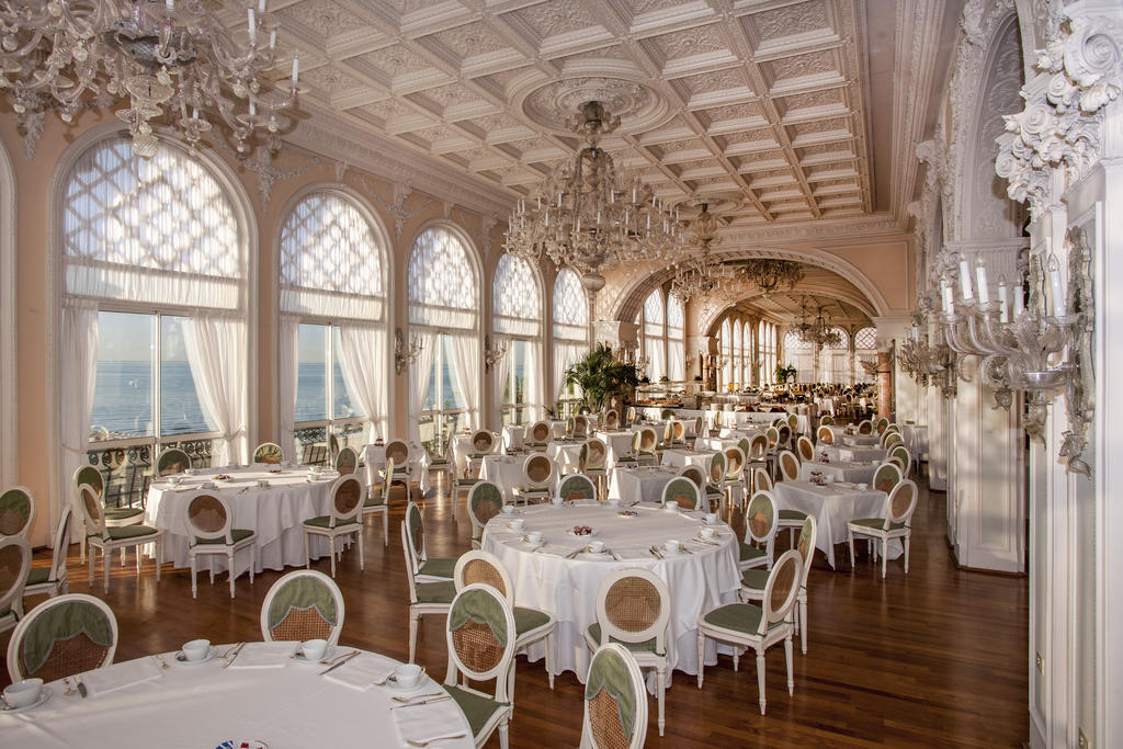 Hotel Excelsior Venice Lido di Venezia Bagian luar foto