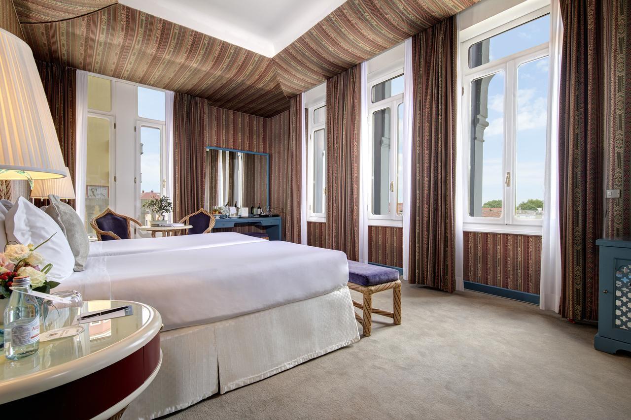 Hotel Excelsior Venice Lido di Venezia Bagian luar foto
