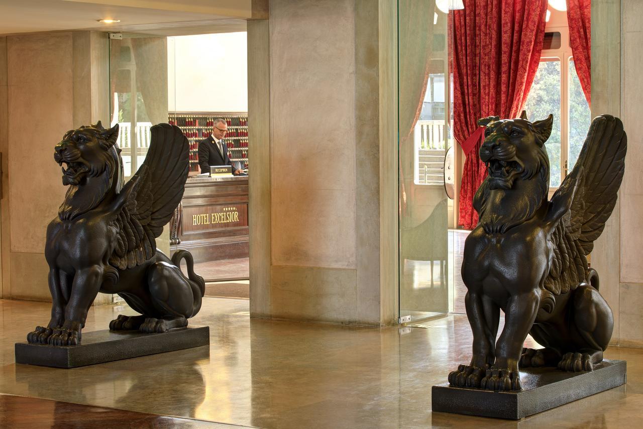 Hotel Excelsior Venice Lido di Venezia Bagian luar foto